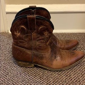 Dingo western cowgirl booties